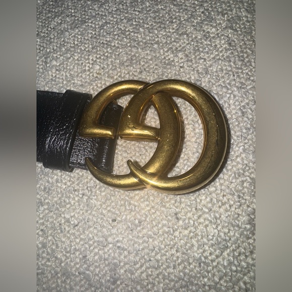 Gucci Black and Gold Leather Belt - Picture 4 of 11